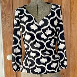 Chiara Boni Black & White Ikat Wrap Top Long Sleeve Stretch Knit Size Small 🍄